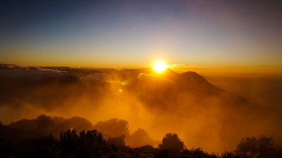 危地马拉阿提特兰湖火山