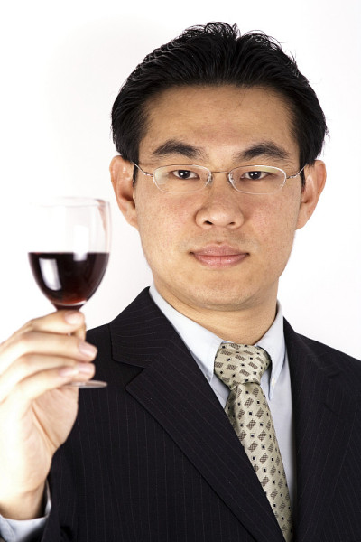 中国商人与葡萄酒