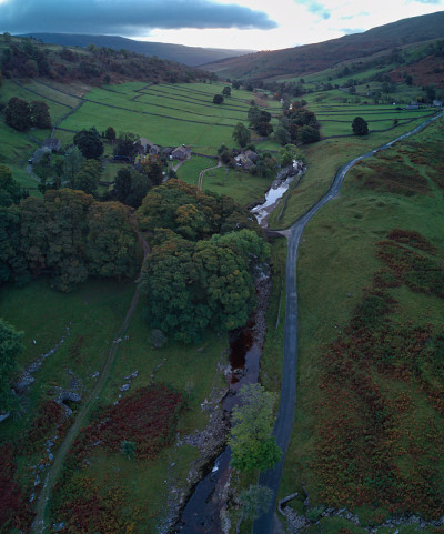 英国，英格兰，北约克郡，北约克郡国家公园，Langstrothdale，典型的约克郡山谷景观中的沃夫