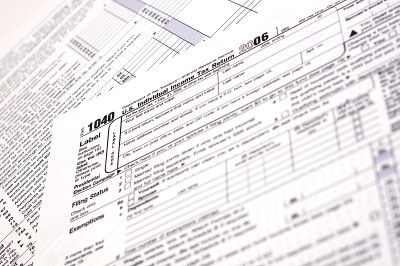 IRS 1040税务表格(美国)