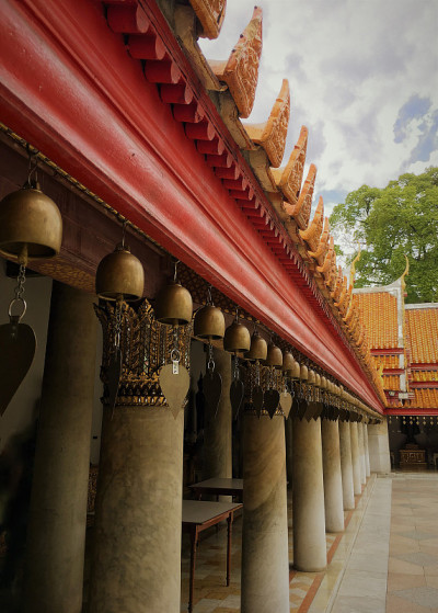 寺庙钟声