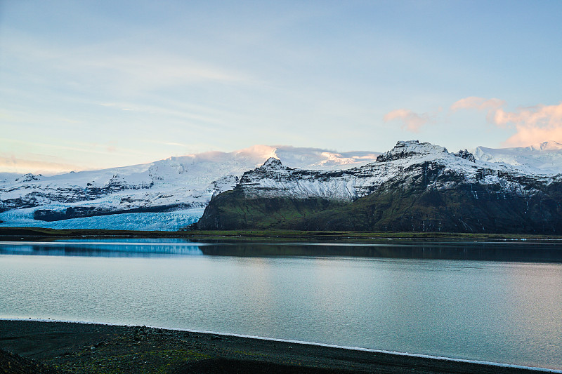 冰岛Fjallsárlón湖雪山的