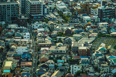 横滨市和日落从横滨地标塔观景台