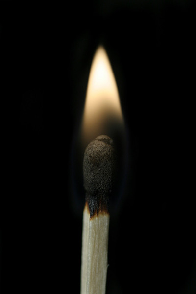 燃烧的火柴