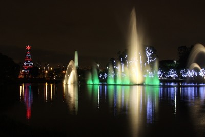 Ibirapuera公园为节日装饰。