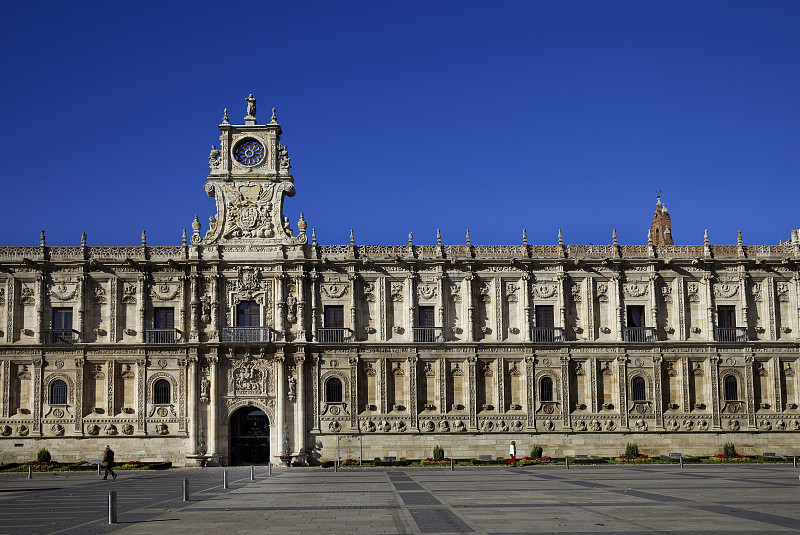 St Marcos Hostal (Leon,Spain)玻璃幕墙