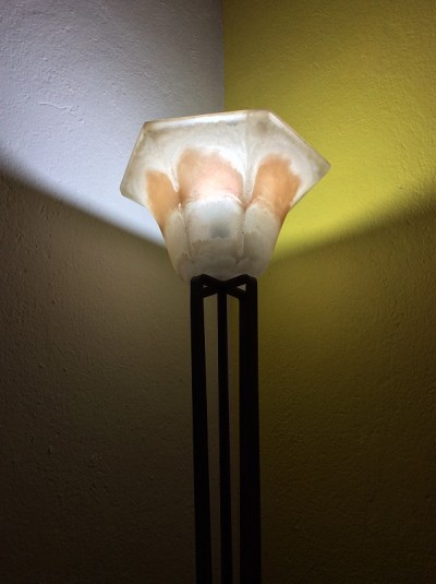 背光