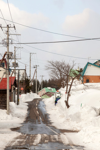 日本北海道结冰的道路
