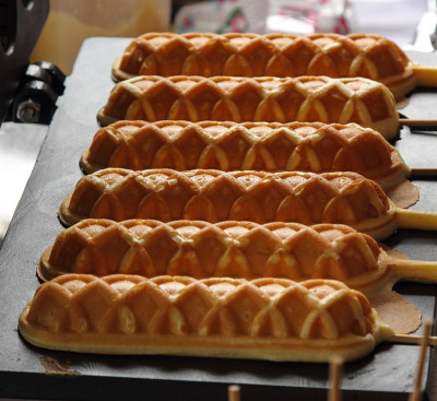 制作食用玉米热狗