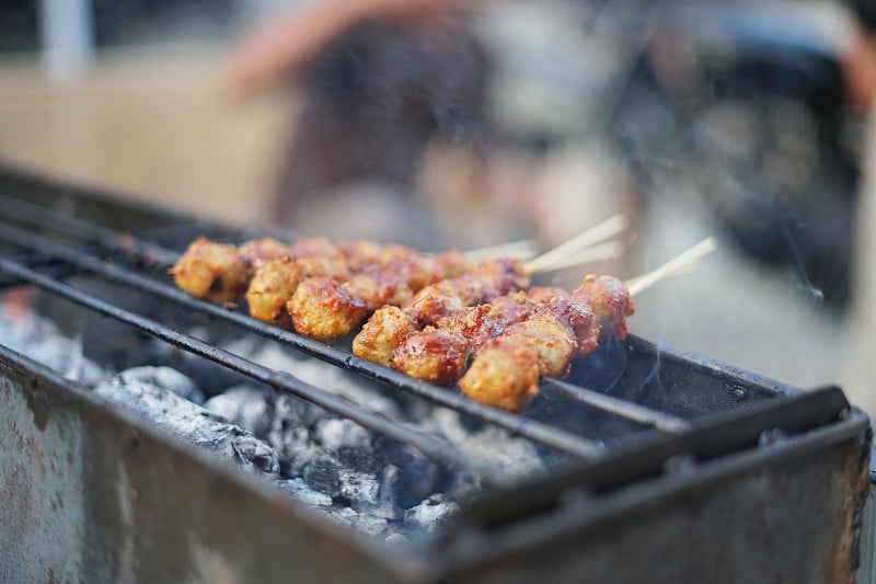 烤印尼肉丸或Bakso Bakar