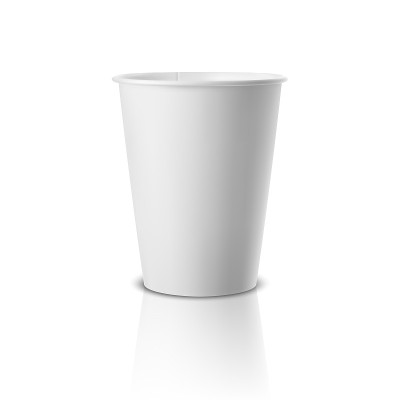 矢量现实3d白纸一次性杯子图标与反射隔离在白色背景。设计模板的图形，模型。前视图