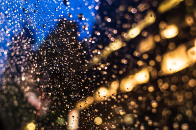 纽约下雨了