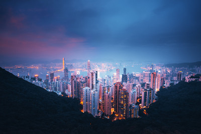 从维多利亚山顶俯瞰香港