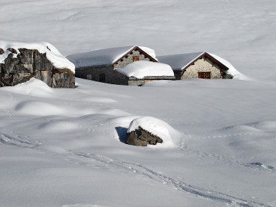 布伦瓦尔德白雪覆盖的小屋
