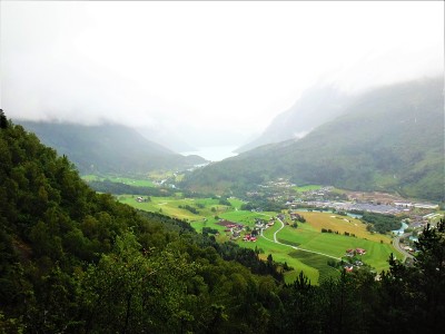 挪威奥尔登山顶的壮观景色