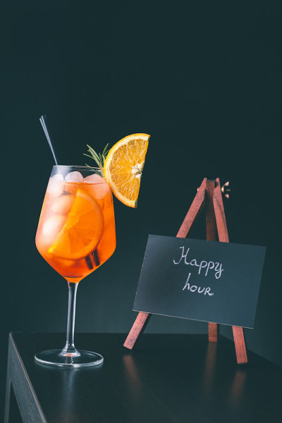 Spritz鸡尾酒快乐时光