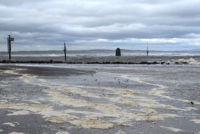 海泡石