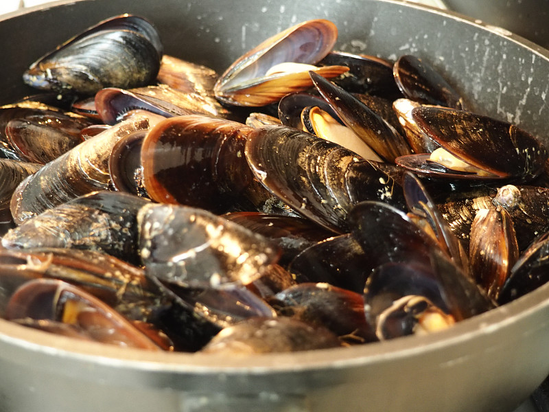 在padella cozze