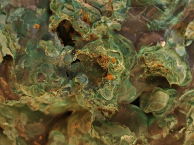 矿物。孔雀石坑。