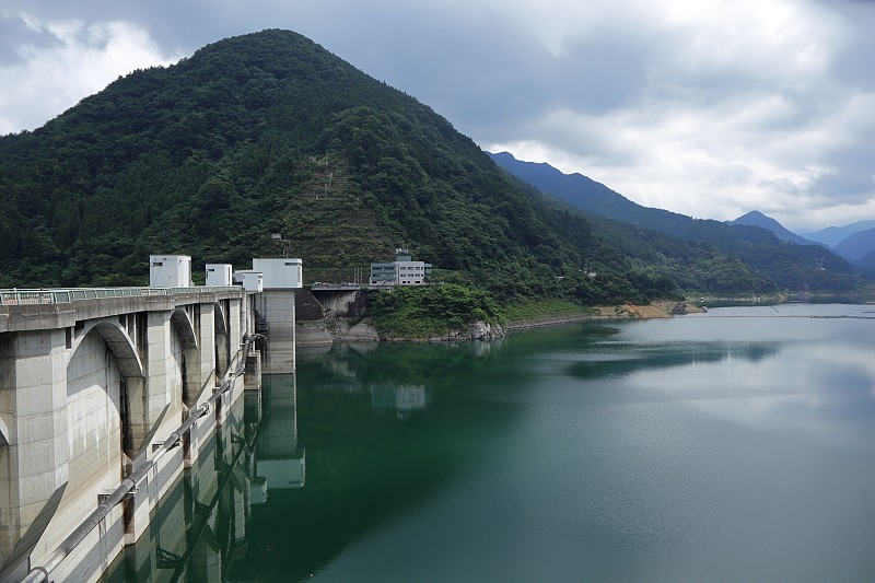 日本秩父大坝景观