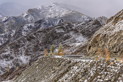 路山雪发夹弯道