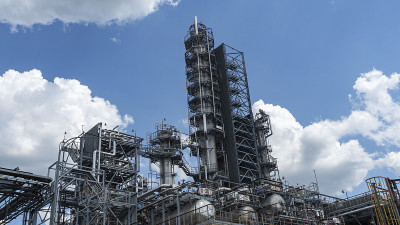 The column of deep processing of fuel oil. A furna