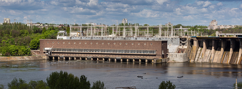 Zaporizhzhya市的巨型水力发电站Dniproges