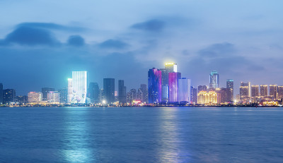 城市夜景与现代建筑景观