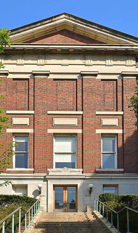 古老的伯爵堂建筑，学生宗教团体之家。哥伦比亚大学，位于纽约市曼哈顿上城区的私立常春藤盟校研究型大学