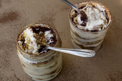 Tiramisu Cake