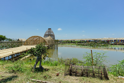 苏潘布里的旅游目的地，手工艺品班顿谭。