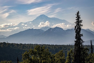 德纳里峰