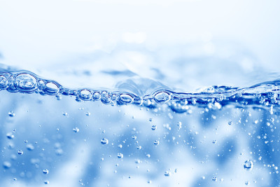 水
