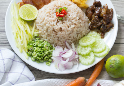 香肠炒饭，泰国菜