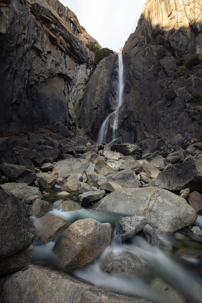约塞米蒂秋天,CA。