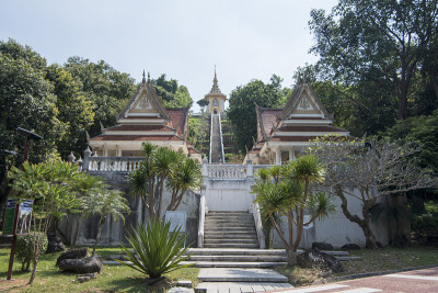 泰国芭堤雅曼塔帕布塔巴特寺