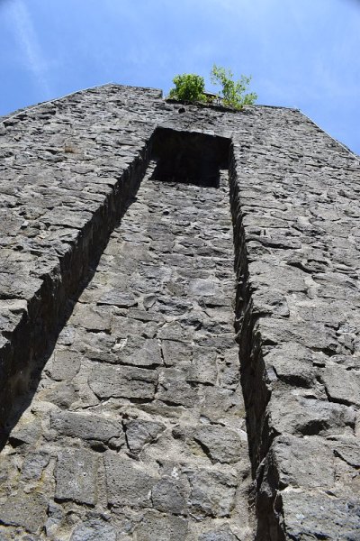 Hohe Acht老塔的背面:Kaiser-Wilhelm-Turm