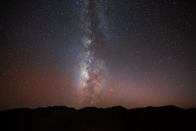 美丽的夜景图像。