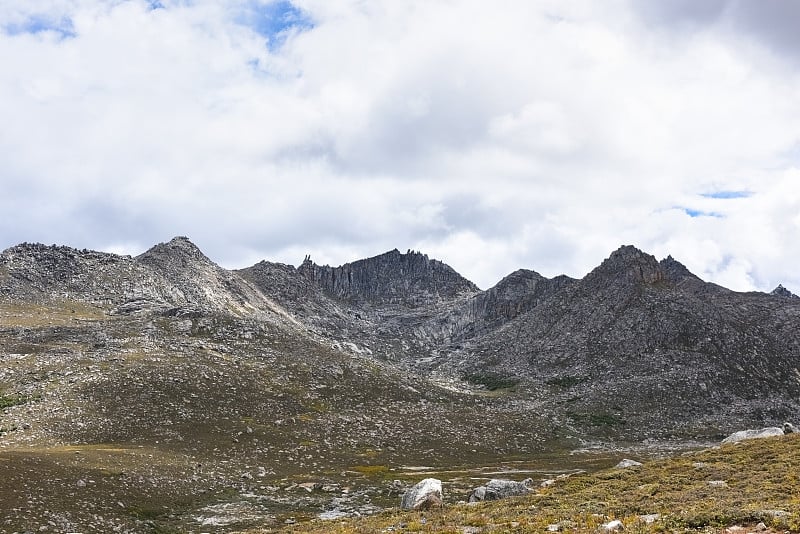 中国四川理塘兔山