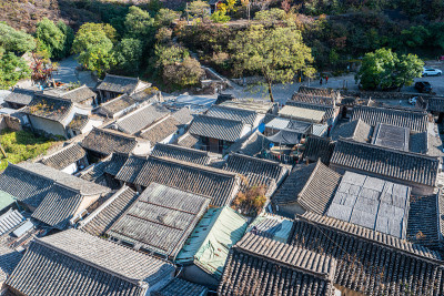川底峡是中国北京附近的一个古镇或村庄。