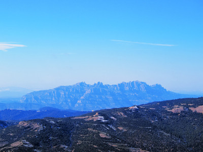 蒙特塞拉特山