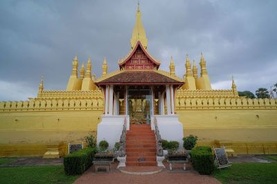 在老挝旅行
