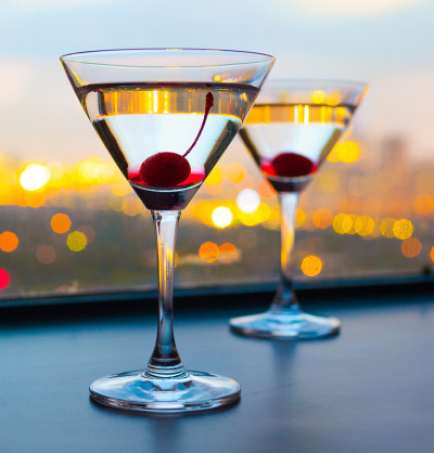 鸡尾酒杯