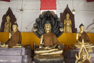 泰国那空寺瓦拉玛哈维罕寺