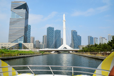 韩国仁川的中央公园。