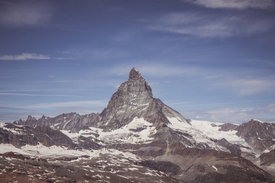 特写马特洪山，泽马特国家公园景色
