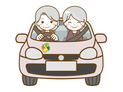 一个老妇人开车，一个老妇人坐在副驾驶座