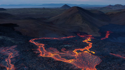火山喷发的鸟瞰图，fagradalsjall火山，冰岛