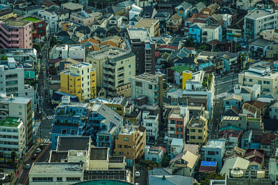 横滨市和日落从横滨地标塔观景台