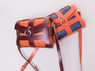 女性皮包。两袋。女子crossbody。手袋配件